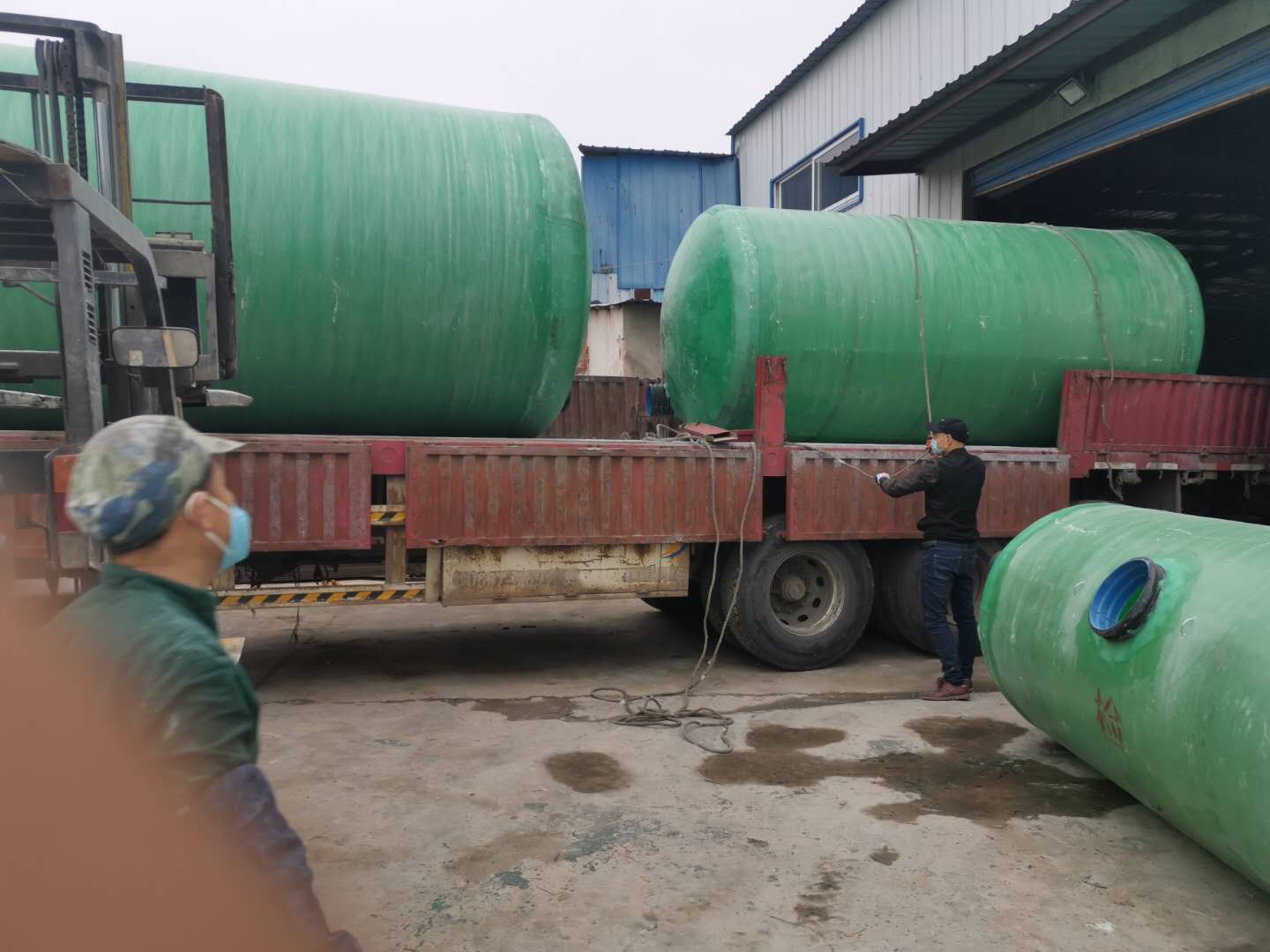 影響玻璃鋼化糞池厚度的因素有哪些？